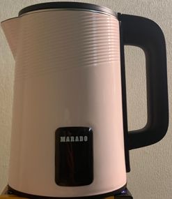 Електрочайник Marado 2.3 літрів 1500 Вт
