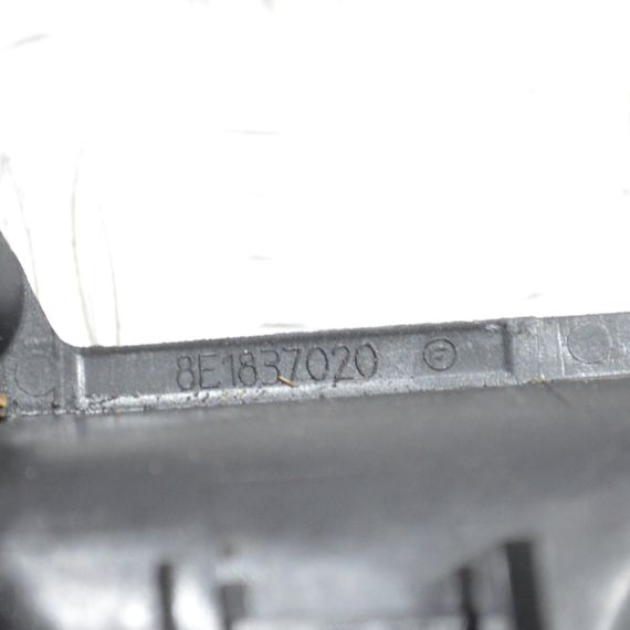 Ручка дверей передня права внутрішня Audi A4 B7 2004-2008 Ручка передньої правої двері Ауді а4 б7 8E1837020 | Зображення 2