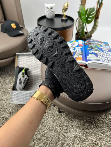 Чоловічі кросівки Re-ebok Classic Leather New Grey Black Lime 44 28 | Зображення 7
