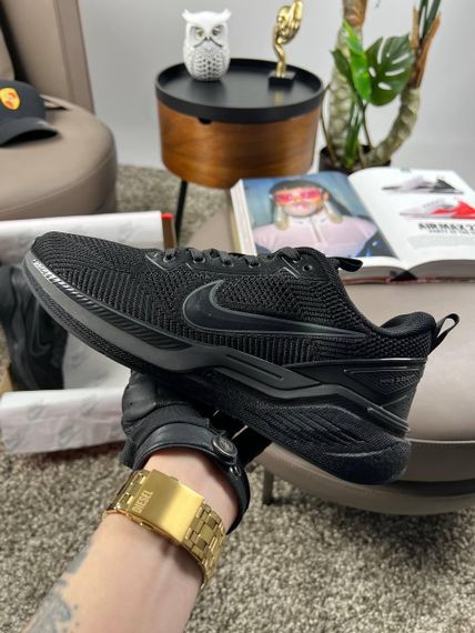 Мужские кроссовки Zoom Winflo All Black весна / лето / осень A4073 45 28,5- 29 см