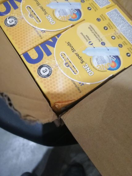 Презервативи ONE Super Studs 3 шт, картонна коробка (м'ята упаковка!!!) Sex Aura | Зображення 1