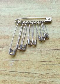 Шпильки англійські металеві комплект 10шт