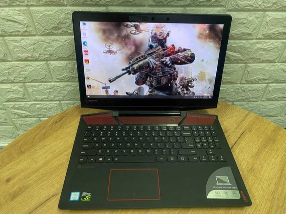 Ноутбук Lenovo Y720-15IKB 15,6"4K/IPS/i7 7700HQ/16Gb/SSD256+HDD1Tb/GTX1060-6Gb