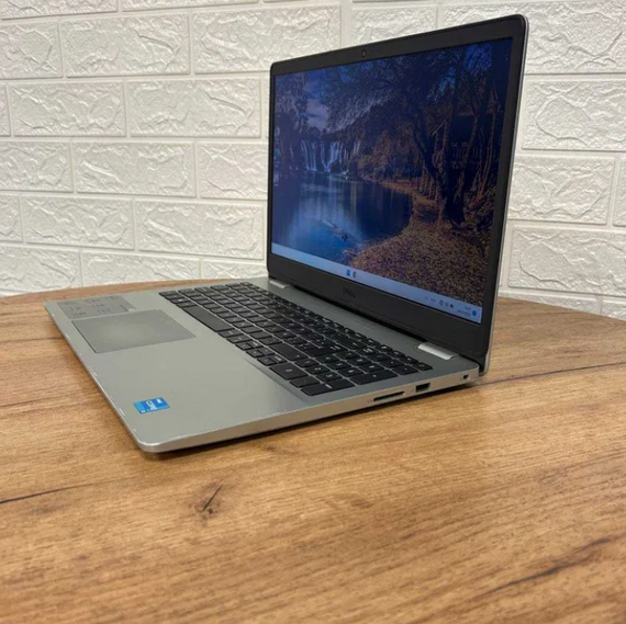 Ноутбук  Dell Inspiron 3501 HD i3 1115G4 8Gb SSD 256Gb Б/В | Зображення 1