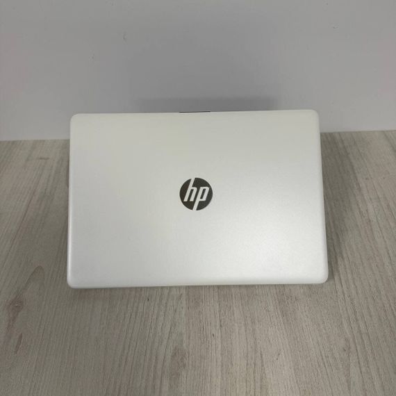 Ультрабук Б-клас HP 14s-fq1034no / 14" (1920x1080) IPS / AMD Ryzen 5 5500U (6 (12) ядер по 2.1 - 4.0 GHz) / 8 GB DDR4 / 256 GB SSD / AMD Radeon RX Vega 7 Graphics / WebCam б/в | Зображення 6