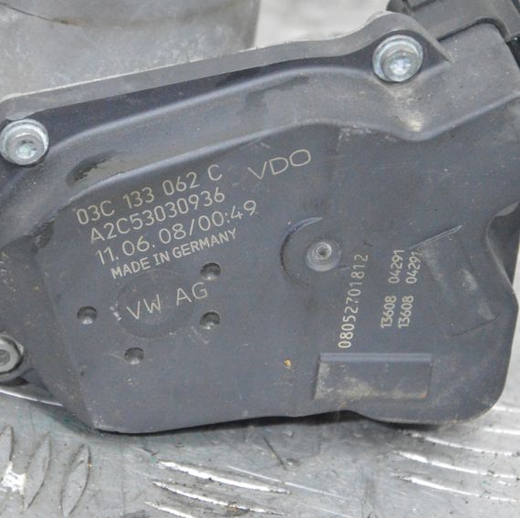 Дросельна заслінка 1.4 / 1.6 Skoda Fabia Octavia Superb 2004-2015 Дросельна заслінка Шкода 03C133062C | Зображення 4