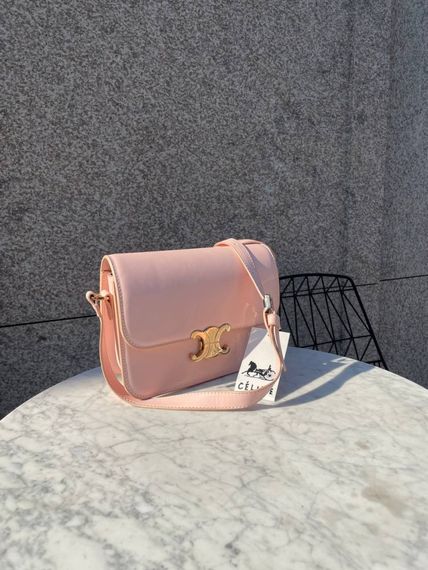 Сумка жіноча Celine Teen Triomphe Bag in Shiny Calfskin Pink Селін пудра DN063 | Зображення 2