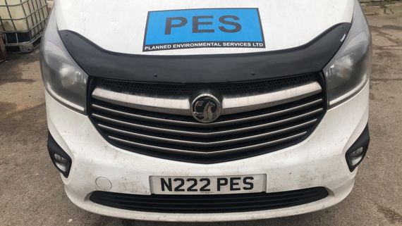 Дефлектор капоту (EuroCap) для Opel Vivaro 2015-2019 рр | Зображення 1