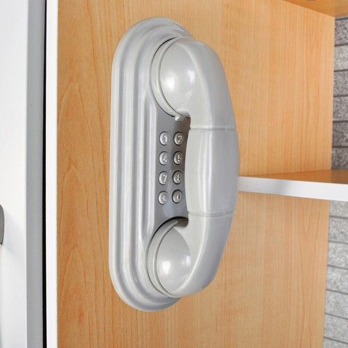 Дитяча дерев’яна кухня Kruzzel 22115 з посудом і підсвічуванням, бежева | Зображення 4