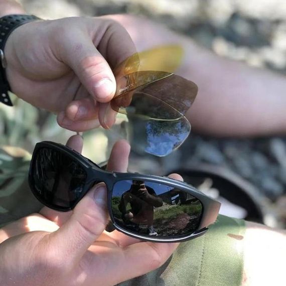 Тактические защитные очки с 4 сменными линзами / Солнцезащитные очки с поляризацией / Мужские очки | Зображення 5