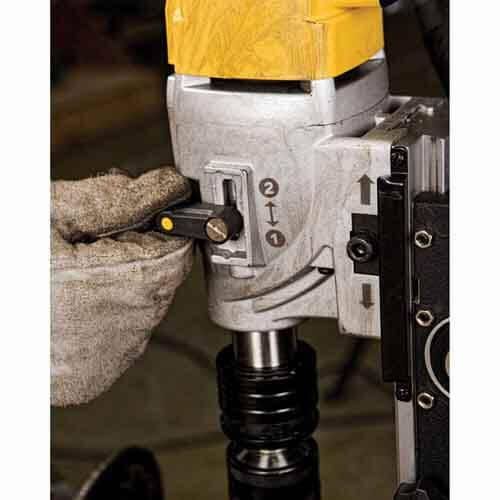 Станок сверлильный сетевой магнитный 1200Вт DeWALT DWE1622K | Зображення 6