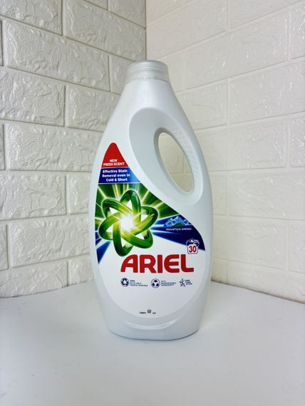 ARIEL ЗМС Рідкий гель для прання Чистота та Свіжість Гірське джерело 1.5л