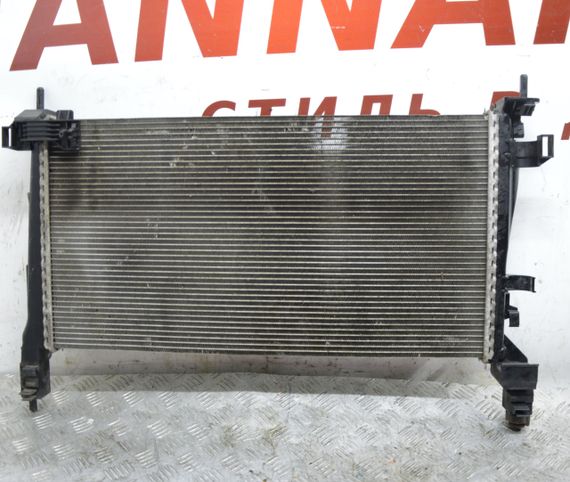 Радіатор охолодження двигуна 1.3 D MJet Fiat Fiorino III 2007-2025 Радіатор двигуна Фіат 51790636 L8068003 | Зображення 1