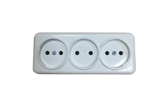 Розетка внешней установки 3-я б/з белая IP20 Lemur Ny95000985 | Зображення 2