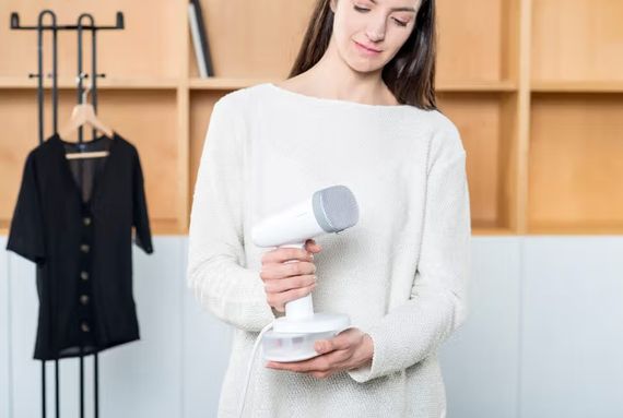 Відпарювальник для одягу Black&Decker BXGS1600E | Зображення 4