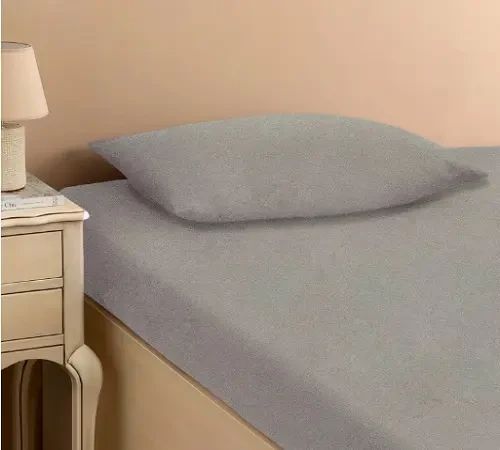 Світло сіре Простирадло махрове на резинці з наволочками Anisa (220х240+30 см)