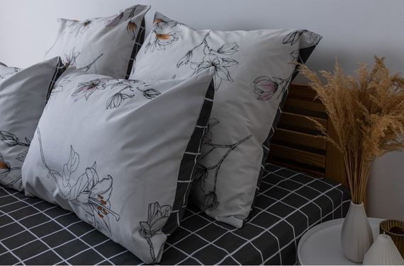 Постельное белье полуторное ТЕП Soft dreams Blossom on White 2-03857-25863 150х215 см | Зображення 1