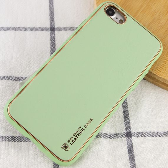 Шкіряний чохол Xshield для Apple iPhone 7 / 8 / SE (2020) (4.7") Зелений/Pistachio | Зображення 1