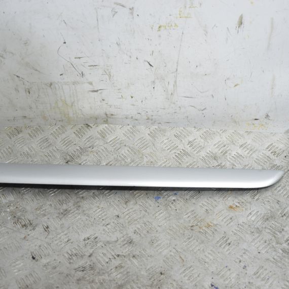 Молдинг дверей передній лівий Citroen C4 Picasso 2006-2013 Накладка передніх лівих дверей Сітроен 96590382XT | Зображення 2