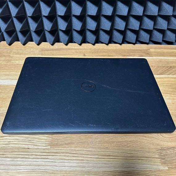 Ноутбук Б-класс Dell Vostro 3583 / 15.6" (1920x1080) IPS / Intel Core i5-8265U (4 (8) ядра по 1.6 - 3.9 GHz) / 16 GB DDR4 / 128 GB SSD + 320 GB HDD / Intel UHD Graphics 620 / WebCam б/у | Зображення 2