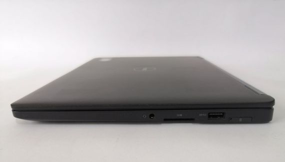 Нетбук Dell Latitude 12 E7270 / 12.5" (1366x768) TN / Intel Core i5-6300U (2 (4) ядра по 2.4 - 3.0 GHz) / 8 GB DDR4 / 128 GB SSD / Intel HD Graphics 520 / WebCam / Windows 10 Pro б/в | Зображення 9