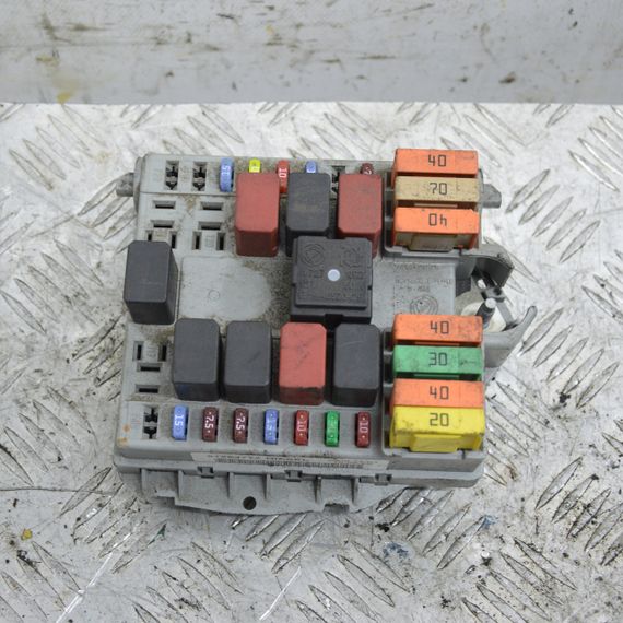 Блок запобіжників Fiat Doblo 2000-2010 Корпус запобіжників Фіат Добло 51763772