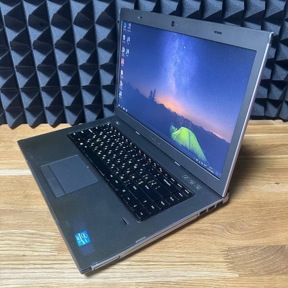 Ноутбук Dell Vostro 3560 / 15.6" (1366x768) TN / Intel Core i5-3210M (2 (4) ядра по 2.5 - 3.1 GHz) / 8 GB DDR3 / 128 GB SSD / Intel HD Graphics 4000 / WebCam / DVD-ROM б/у | Зображення 5