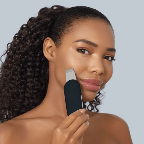 Мікрострумовий скрабер для шкіри та усунення чорних точок GESKE MicroCurrent Skin Scrubber&Blackhead Remover 9в1 magenta, Чорний | Зображення 3