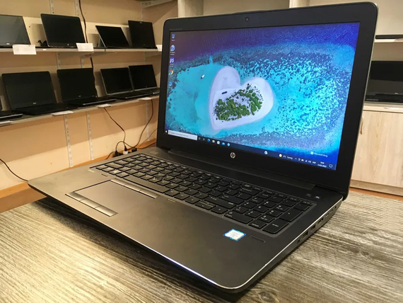 Ноутбук HP ZBook 15 G4  15.6 FHD/i7-7820HQ/16Gb/Quadro M2200 4GB/512GB SSD