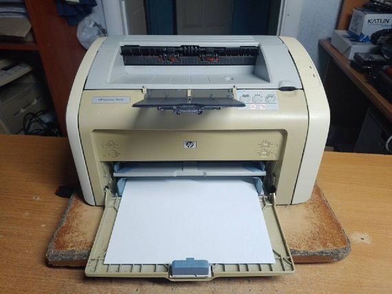 Принтер Б-класс HP LaserJet 1020 / Лазерная монохромная печать / 600x600 dpi / A4 / 14 стр/мин / USB 2.0 б/у | Зображення 2