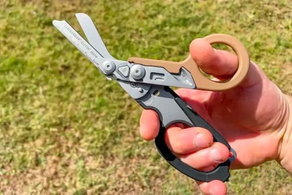 Ножиці Leatherman 833062 Raptor Rescue. Black Coyote. MOLLE | Зображення 6