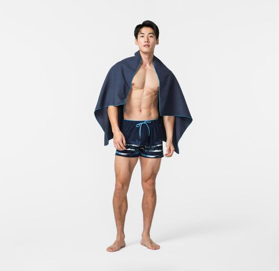 Рушник з мікрофібри розмір L 80 x 130 см темно-синій в смужку - One Size | Зображення 2