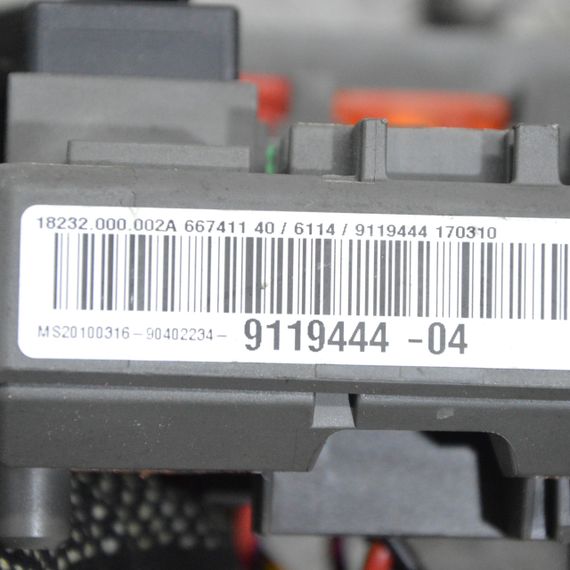 Блок запобіжників BMW 3 E90 E91 2005-2011 Блок запобіжників БМВ е90 е91 10688710 9119444 | Зображення 3