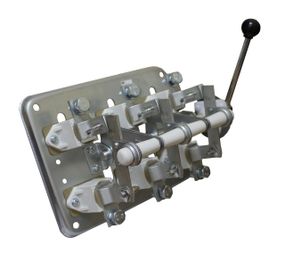 Выключатель-разъединитель РБ-2П 250А рукоятка правая Ny95506143