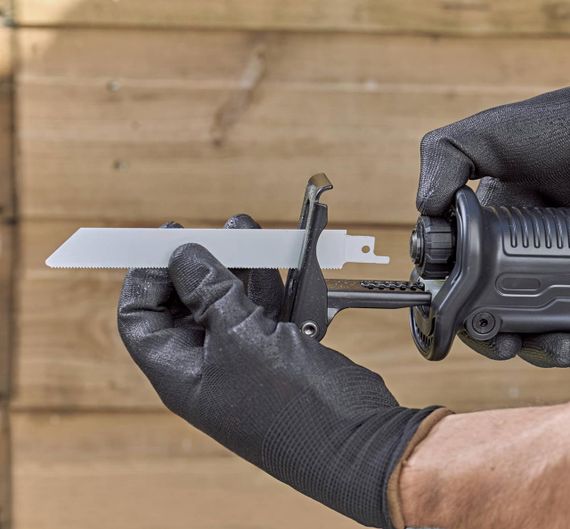 Пила сабельная сетевая BLACK+DECKER BES301K | Зображення 7