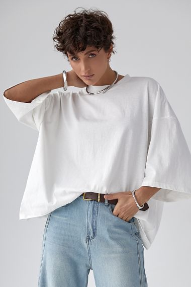 Жіноча футболка оверсайз із декоративним швом на спині - молочний цвет, ONE SIZE (є розміри) | Зображення 4