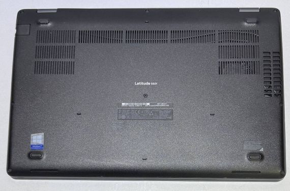 Ноутбук Dell Latitude 5501 / 15.6" (1920x1080) IPS / Intel Core i7-9850H (6 (12) ядра по 2.6 - 4.6 GHz) / 16 GB DDR4 / 256 GB SSD / nVidia GeForce MX150, 2 GB GDDR5, 64-bit / WebCam б/в | Зображення 2