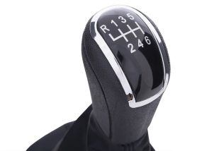 Ручка КПП переключения передач + чехол с рамкой Skoda Fabia I 99-08 шкода фабиа 1 6 ст