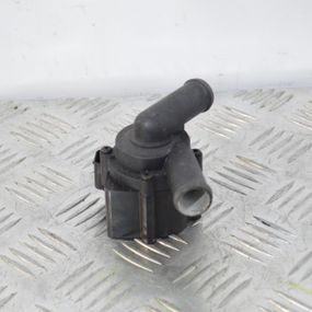 Водяний насос 2.0 TDI Audi A4 A5 A6 Q5 2004-2011 Помпа водяна Ауді а4 а5 а6 ку5 03L965561