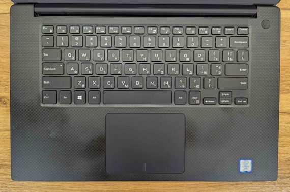 Мобільна робоча станція Dell Precision 5540 / 15.6" (1920x1080) IPS / Intel Core i7-9850H (6 (12) ядер по 2.6 - 4.6 GHz) / 16 GB DDR4 / 512 GB SSD / nVidia Quadro T2000, 4 GB GDDR5, 128-bit / WebCam / USB Type-C / Windows 10 б/в + Подарунок Миша / USB | Зображення 2
