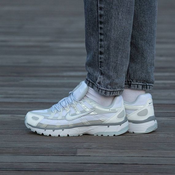 Кросівки демісезонні Nike колір сірий