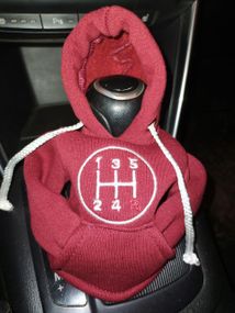 Чохол кофта Худі аксесуар на КПП  Car Hoodie коробка передач бордовий подарунок автомобілісту 10070