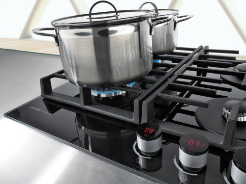 Варильна поверхня Gorenje GKTW642SYB/газ на склі/ електрозапалювання/таймер/ чавунна решітка/конфорка Wok/газконтроль/чорна (GKTW642SYB) | Зображення 2