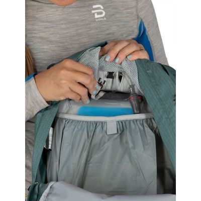 Рюкзак туристический Osprey Sirrus 24 succulent green O/S (009.2869) | Зображення 8