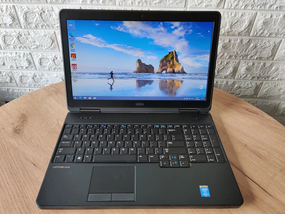 Ноутбук Dell 5540/15.6 HD/i7 4600U/8Gb/SSD240Gb/nVidia GT 720M-2Gb