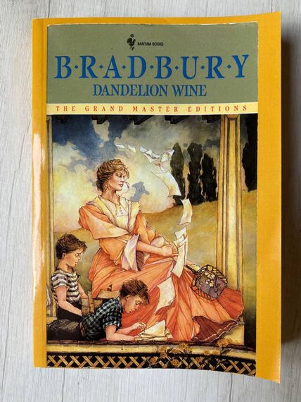 Вино з кульбаб / Dandelion Wine — книга англійською мовою, класика Рея Бредбері