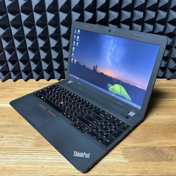 Ноутбук Б-клас Lenovo ThinkPad E550 / 15.6" (1366x768) TN / Intel Core i3-5005U (2 (4) ядра по 2.0 GHz) / 8 GB DDR3 / 128 GB SSD / Intel HD Graphics 4400 / WebCam б/в | Зображення 4