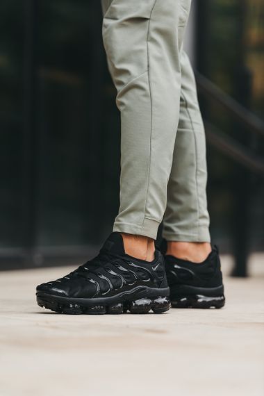 Чоловічі кросівки VaporMax Black весна/літо-осінь 0027 42 | Зображення 3