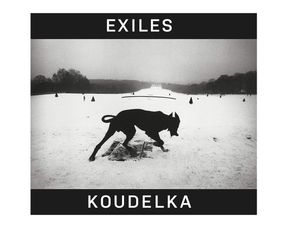 Лучшие фотографы мира книга фотографий Йозефа Куделки Josef Koudelka "Exiles" подарочные книги для фотографов