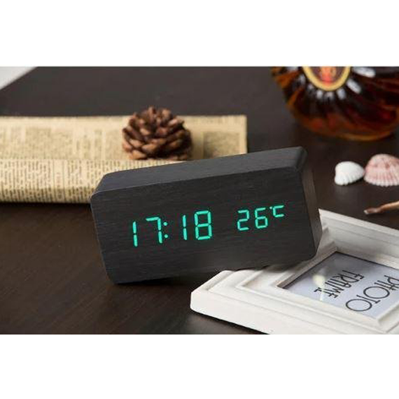 Настольные часы VST-862 темное дерево с зеленой подсветкой